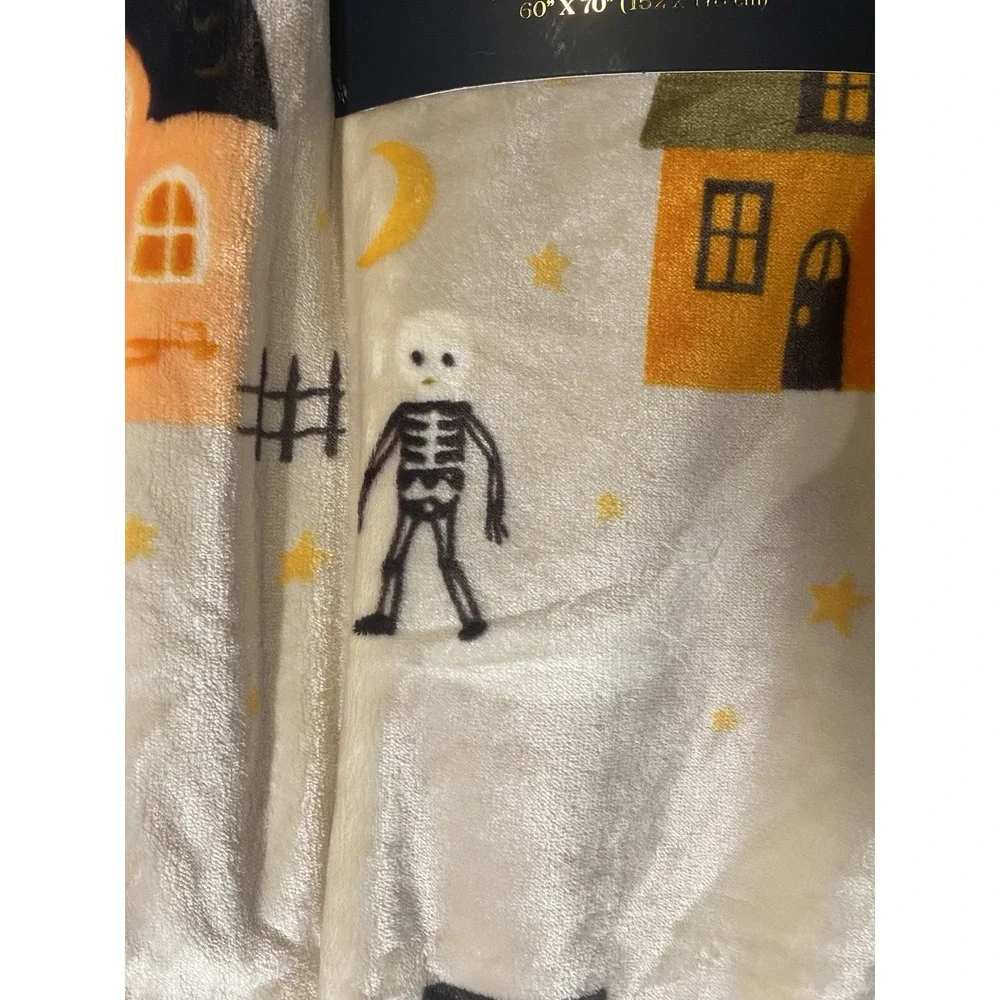 Rachael Roy Halloween Haunted House Skeleton Gothic Super Plush Throw 60x70-NWT